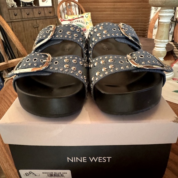 Nine West Flinne Studded Footbed Sandals - Picture 4 of 5